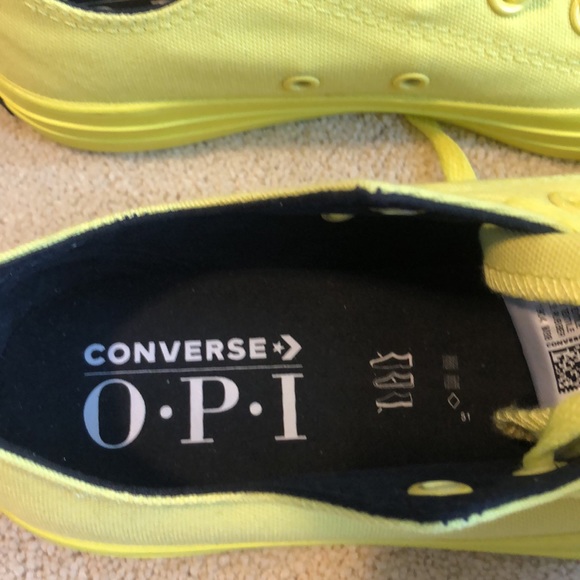 Converse x OPI Chuck Taylor All Star - size 6 - Picture 3 of 8